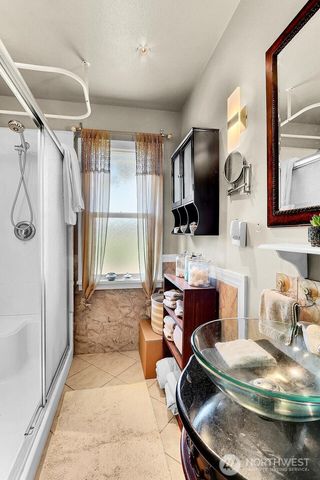 320 Pioneer Highway E, Arlington, WA 98223