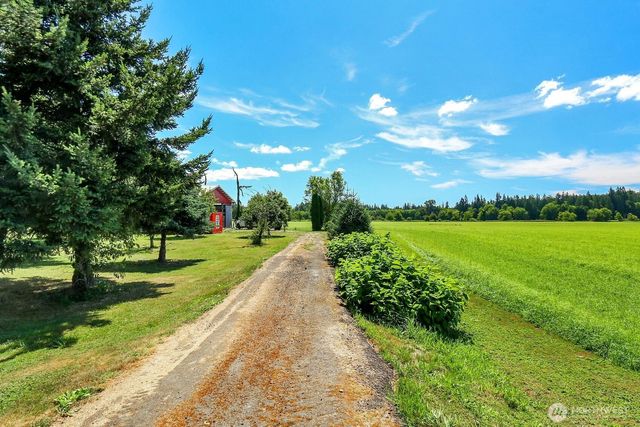 320 Pioneer Highway E, Arlington, WA 98223