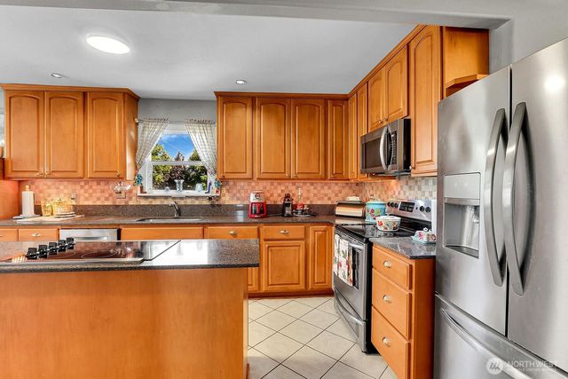 320 Pioneer Highway E, Arlington, WA 98223