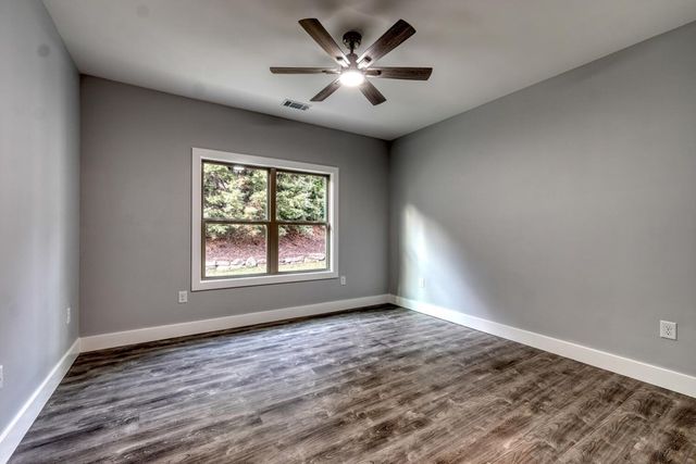 98 Brett Way, Hiawassee, GA 30546