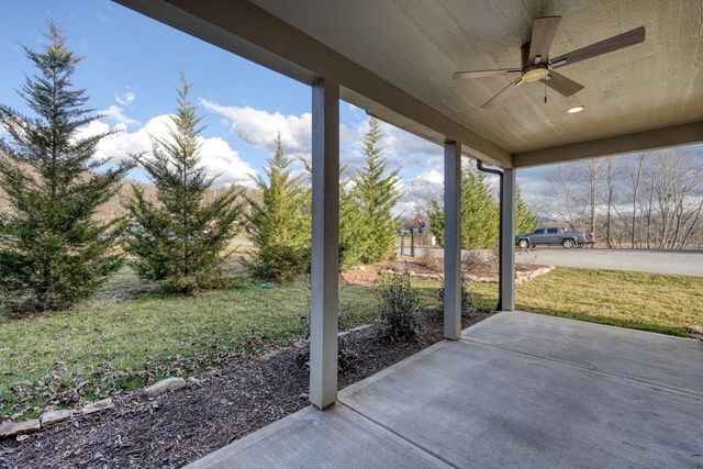 98 Brett Way, Hiawassee, GA 30546