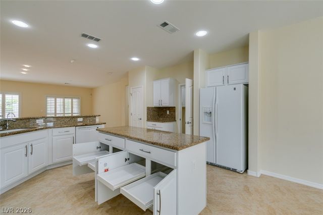 2150 Clearwater Lake Drive, Henderson, NV 89044