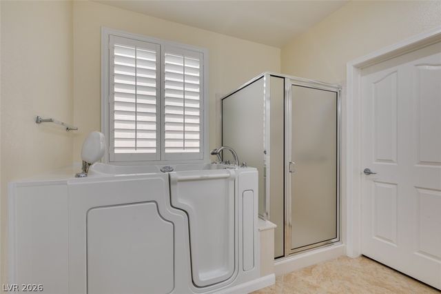 2150 Clearwater Lake Drive, Henderson, NV 89044