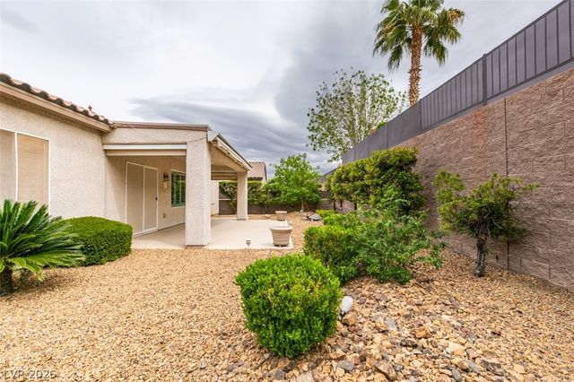 2150 Clearwater Lake Drive, Henderson, NV 89044