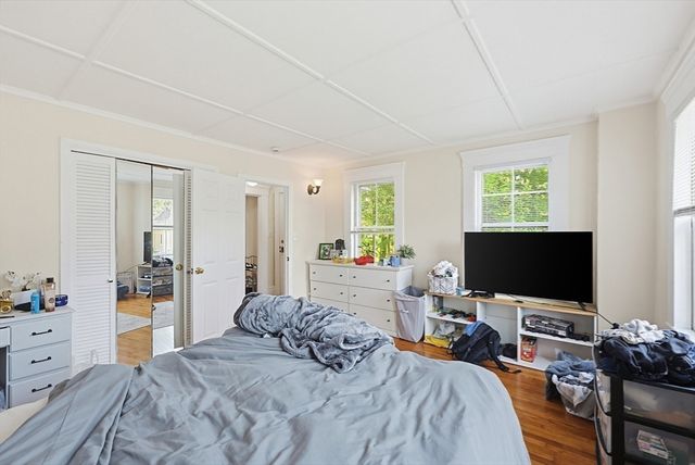 22 Sweetser St, Wakefield, MA 01880