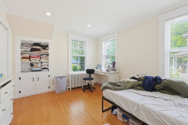 22 Sweetser St, Wakefield, MA 01880