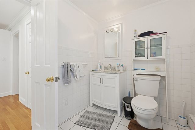 22 Sweetser St, Wakefield, MA 01880