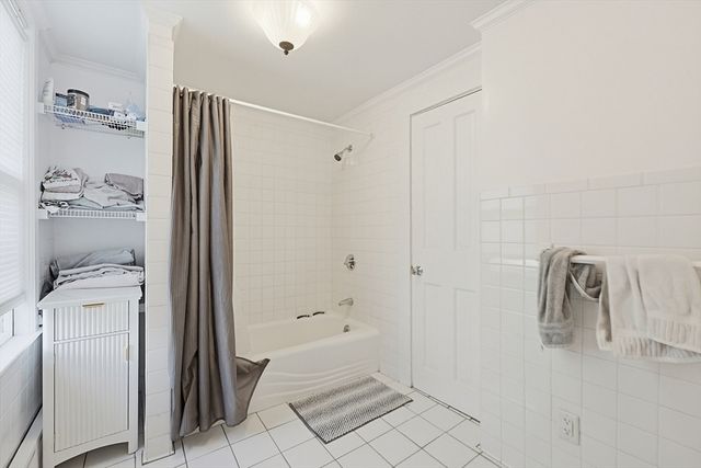 22 Sweetser St, Wakefield, MA 01880
