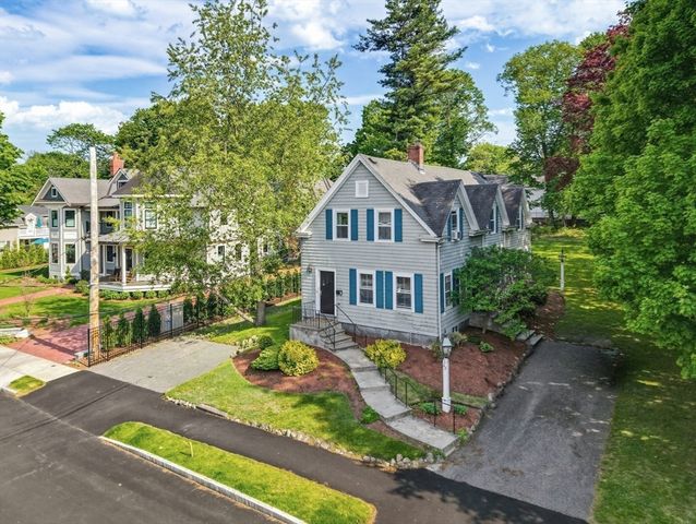 22 Sweetser St, Wakefield, MA 01880