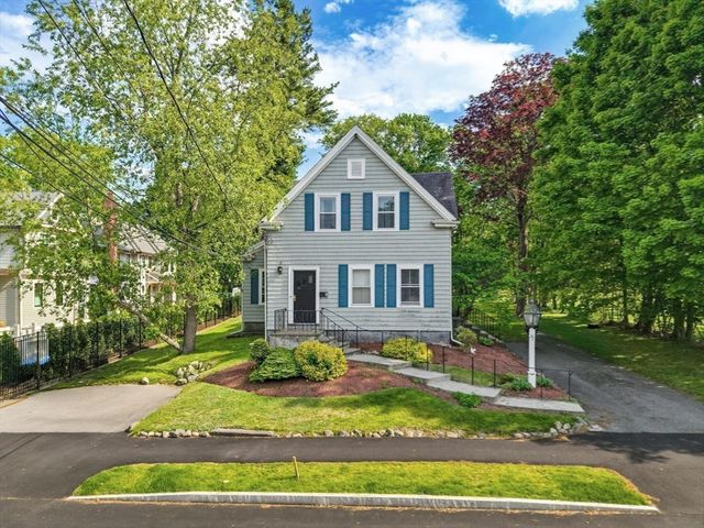 22 Sweetser St, Wakefield, MA 01880