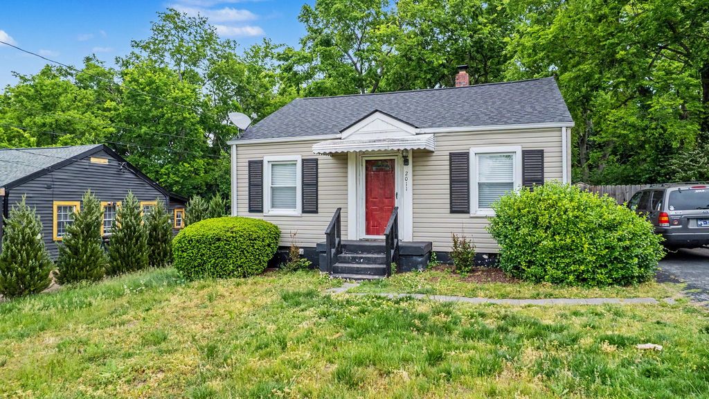 2011 Oakwood Ave, Nashville, TN 37207