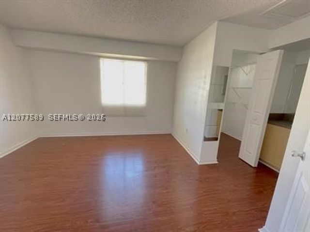 2831 NE 185th St 603, Aventura, FL 33180