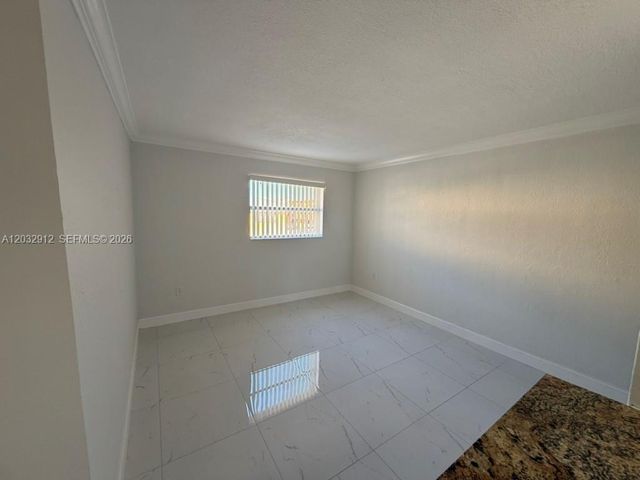 5150 W 12th Ave 206, Hialeah, FL 33012