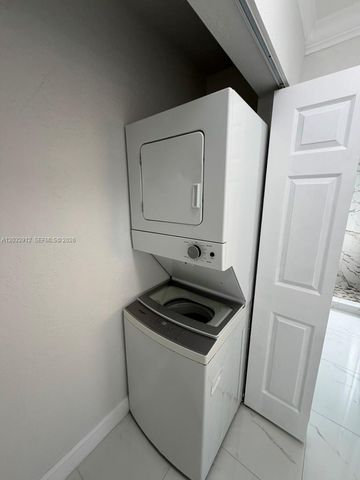 5150 W 12th Ave 206, Hialeah, FL 33012