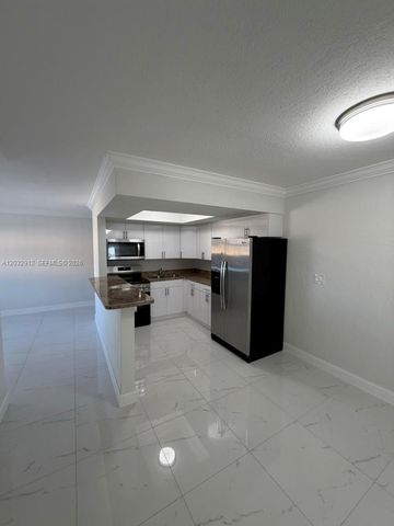 5150 W 12th Ave 206, Hialeah, FL 33012