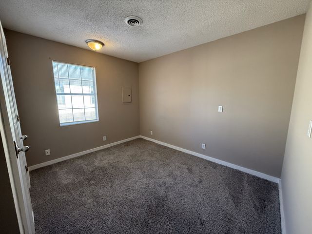 453B Jackson St, Murfreesboro, TN 37130