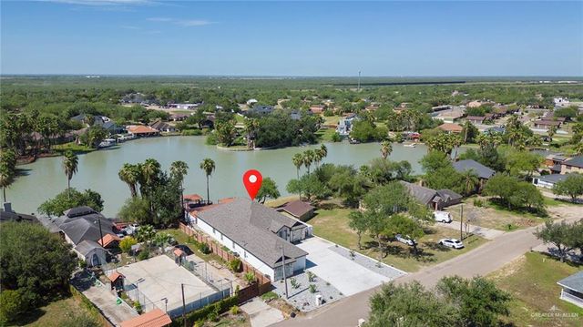 825 E Kika De La Garza Boulevard, La Joya, TX 78560