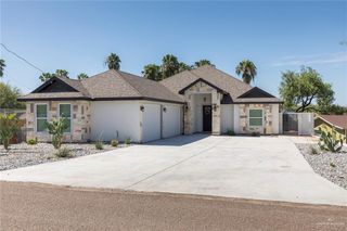 825 E Kika De La Garza Boulevard, La Joya, TX 78560