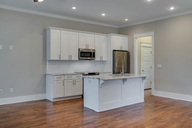 1740 24th Ave, N, Nashville, TN 37208