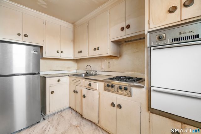 71 Strawberry Hill Avenue APT 515, Stamford, CT 06902