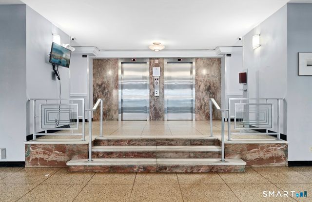 71 Strawberry Hill Avenue APT 515, Stamford, CT 06902