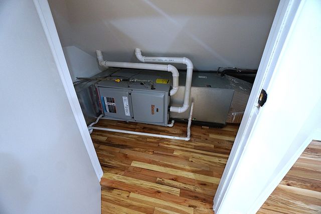 5249 Hoffman Street, Skokie, IL 60077