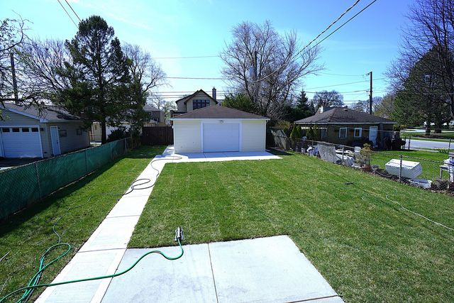 5249 Hoffman Street, Skokie, IL 60077