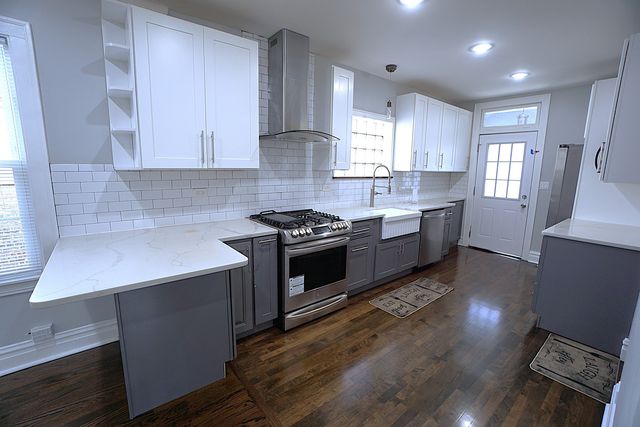 5249 Hoffman Street, Skokie, IL 60077