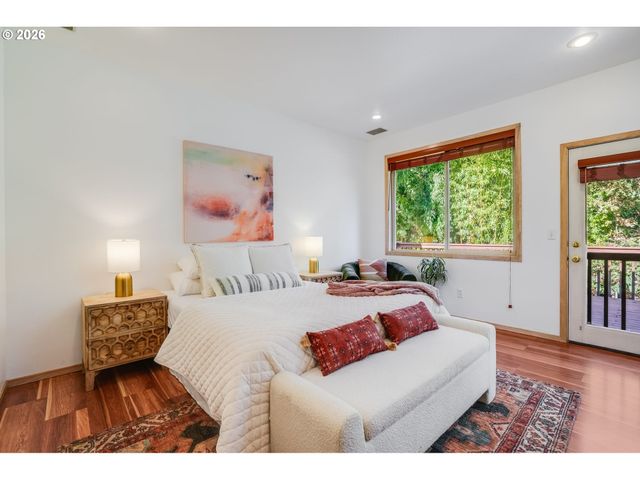 2439 Sw Idaho St, Portland, OR 97239