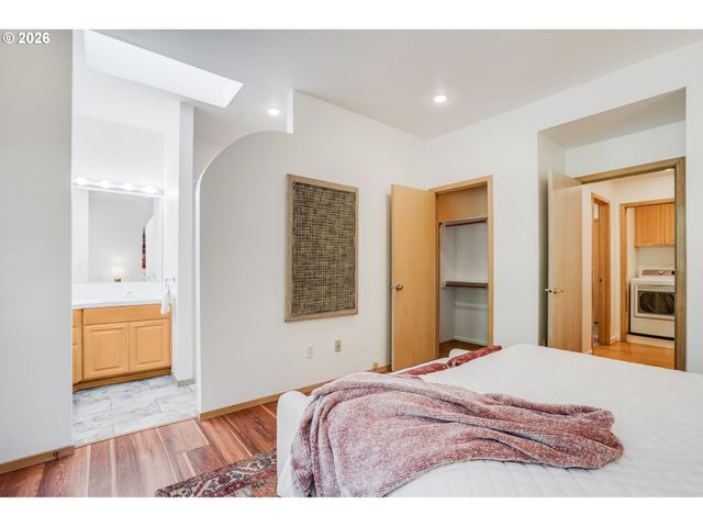 2439 Sw Idaho St, Portland, OR 97239
