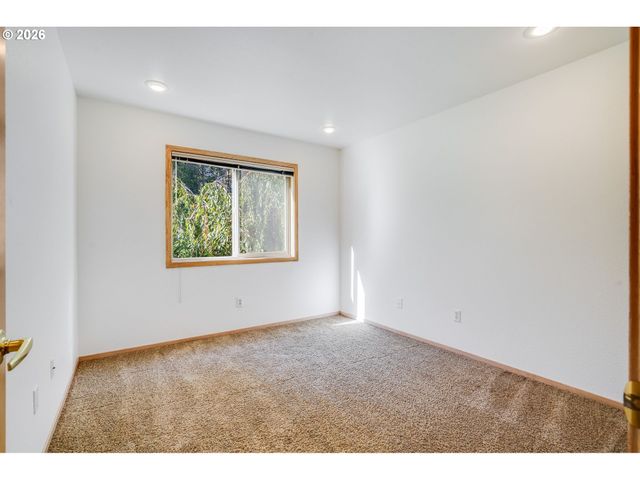 2439 Sw Idaho St, Portland, OR 97239