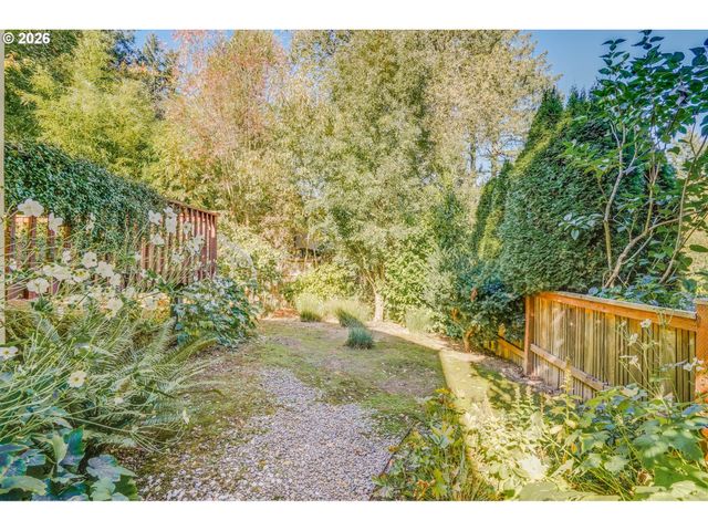 2439 Sw Idaho St, Portland, OR 97239