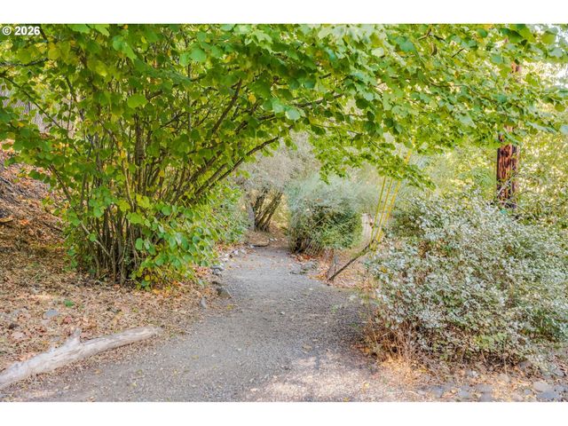 2439 Sw Idaho St, Portland, OR 97239