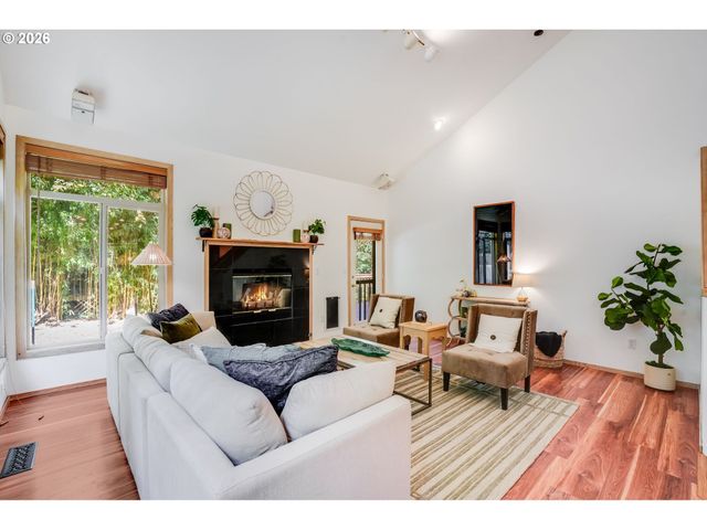 2439 Sw Idaho St, Portland, OR 97239