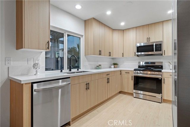 1048 Bishop Lane, San Dimas, CA 91773