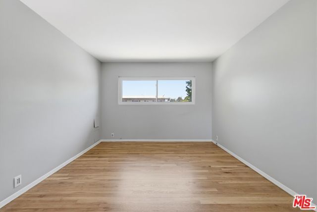 11120 Queensland Street D40, Los Angeles, CA 90034