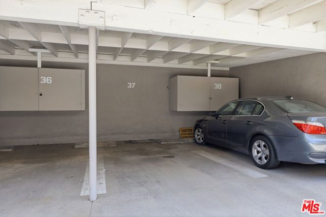 11120 Queensland Street D40, Los Angeles, CA 90034