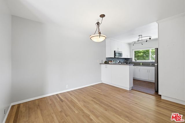 11120 Queensland Street D40, Los Angeles, CA 90034