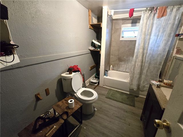 30 Bartlett Street, Rochester, NY 14608