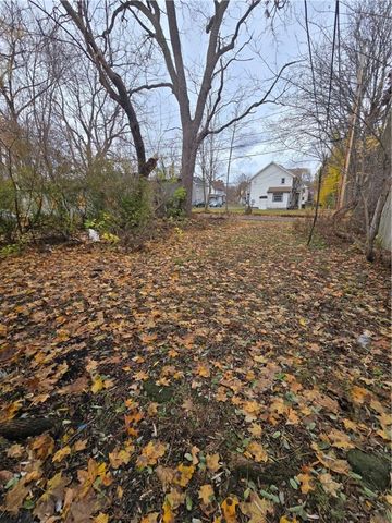 30 Bartlett Street, Rochester, NY 14608