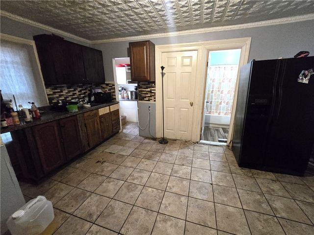 30 Bartlett Street, Rochester, NY 14608