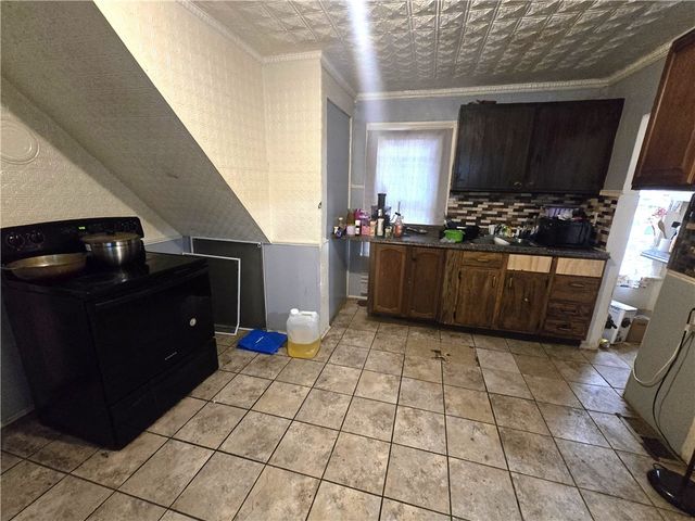 30 Bartlett Street, Rochester, NY 14608