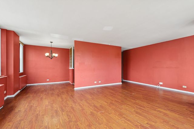 5701 N Sheridan Road 3B, Chicago, IL 60660