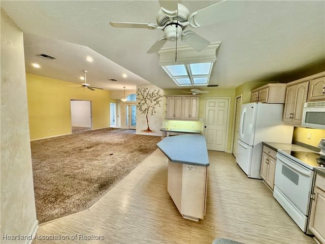 4008 Carter Creek Drive, Avon Park, FL 33825
