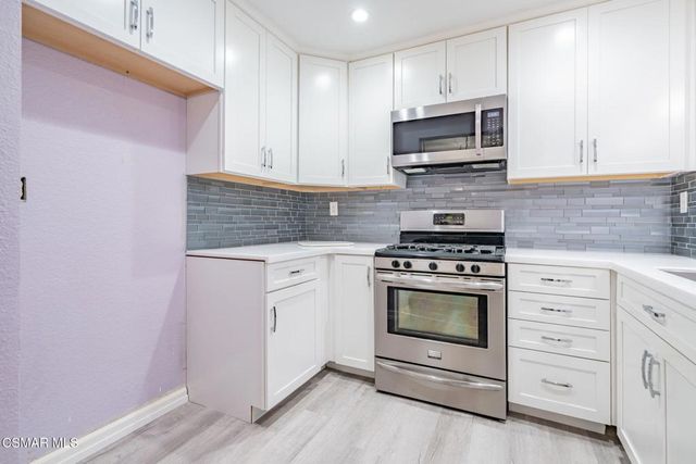 1043 Waltham Road E, Simi Valley, CA 93065