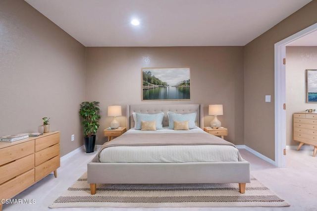 1043 Waltham Road E, Simi Valley, CA 93065