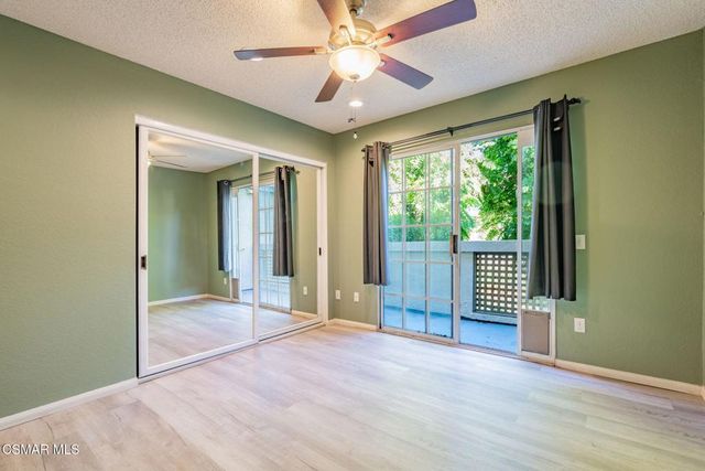 1043 Waltham Road E, Simi Valley, CA 93065