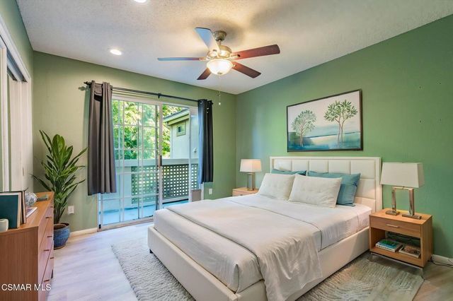 1043 Waltham Road E, Simi Valley, CA 93065