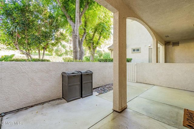 1043 Waltham Road E, Simi Valley, CA 93065