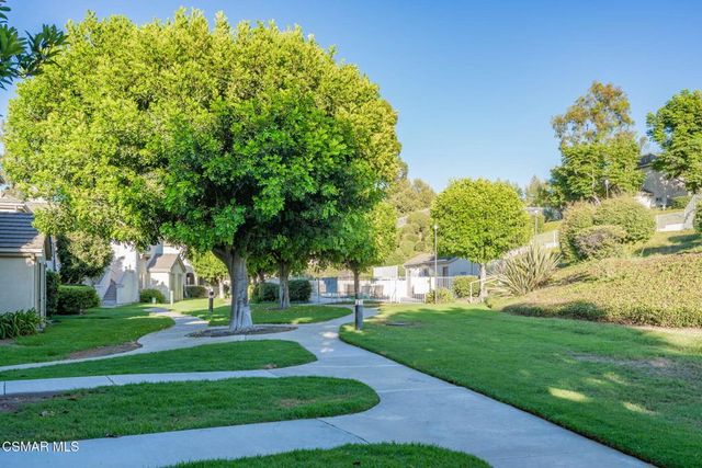 1043 Waltham Road E, Simi Valley, CA 93065